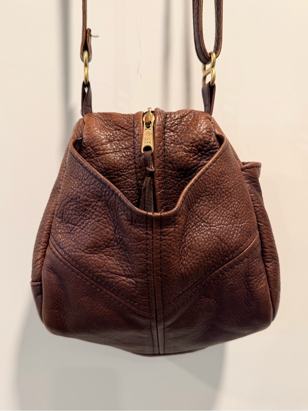 Vintage Victoria Leather Co Teardrop Slouchy Leather Crossbody Bag Brown USA